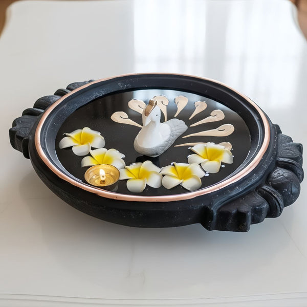 Annam Uruli: Decorative Container