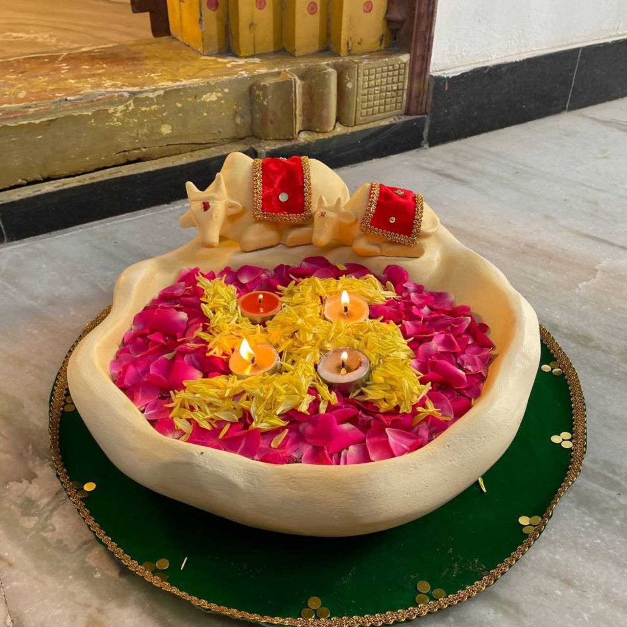 Maadu Uruli (Komadha)